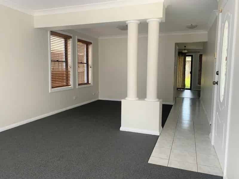 Real Estate For Lease - 14 Reserve Circuit - Currans Hill , NSW