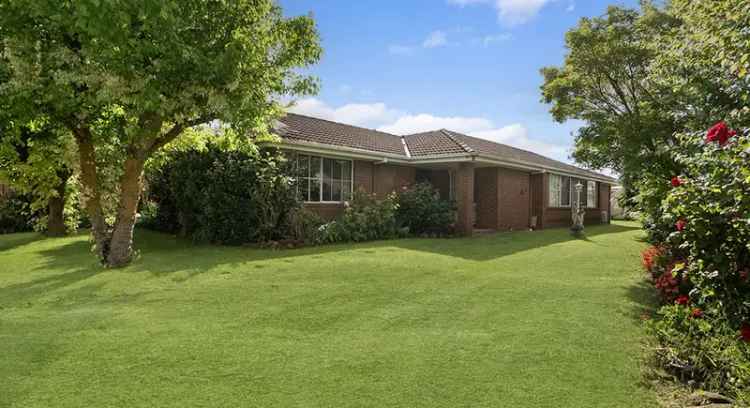 House For Rent in Hamilton, Victoria