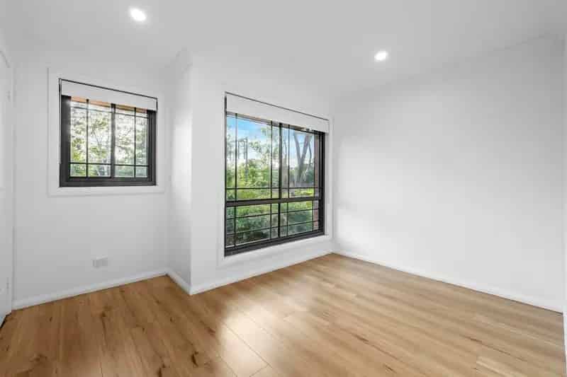 1 room house of 88 m² in Sydney