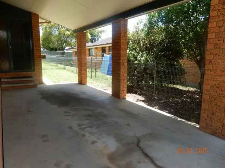 2 BEDROOM HOME - LOCATED SOUTH TAMWORTH