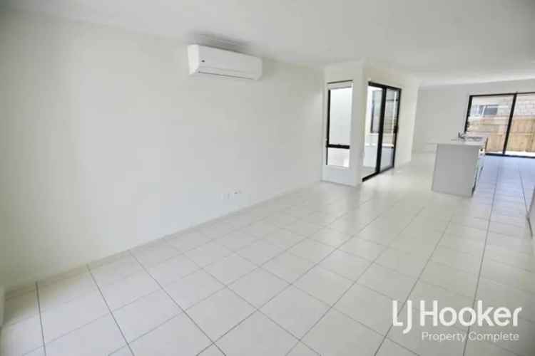 Rent Modern Townhouse in Yarrabilba with 4 Bedrooms and Ensuite