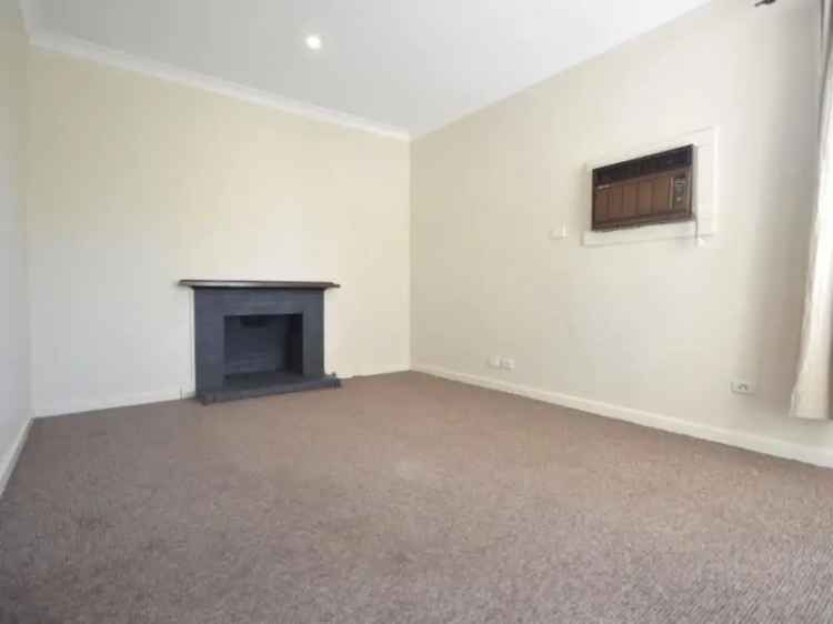 3 Bedroom Family Home Ashfield Great Value In Ground Pool