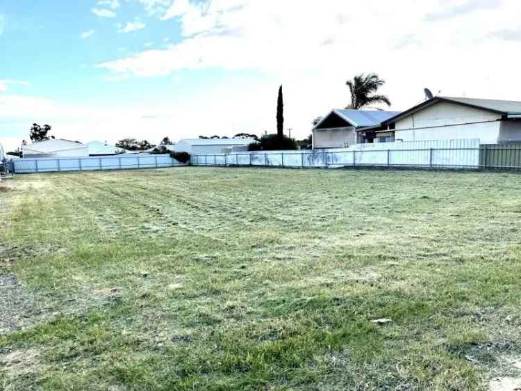 Vacant Block for Sale in Wudinna with Utilities Access