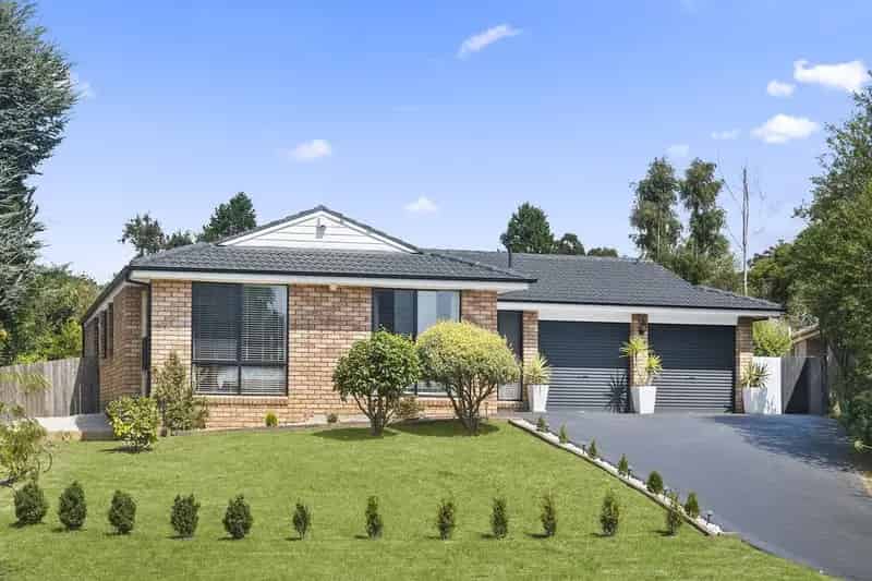 For Sale House in Bowral with Updated Interiors and Lovely Gardens