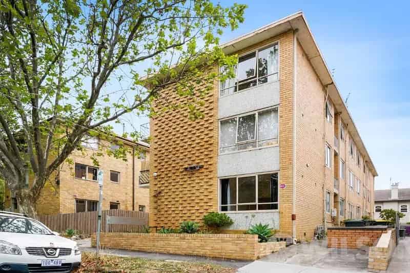 Apartment For Rent , 22A, Crimea Street, Melbourne, Victoria