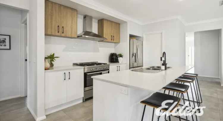 House For Sale in Yarrawonga, Victoria