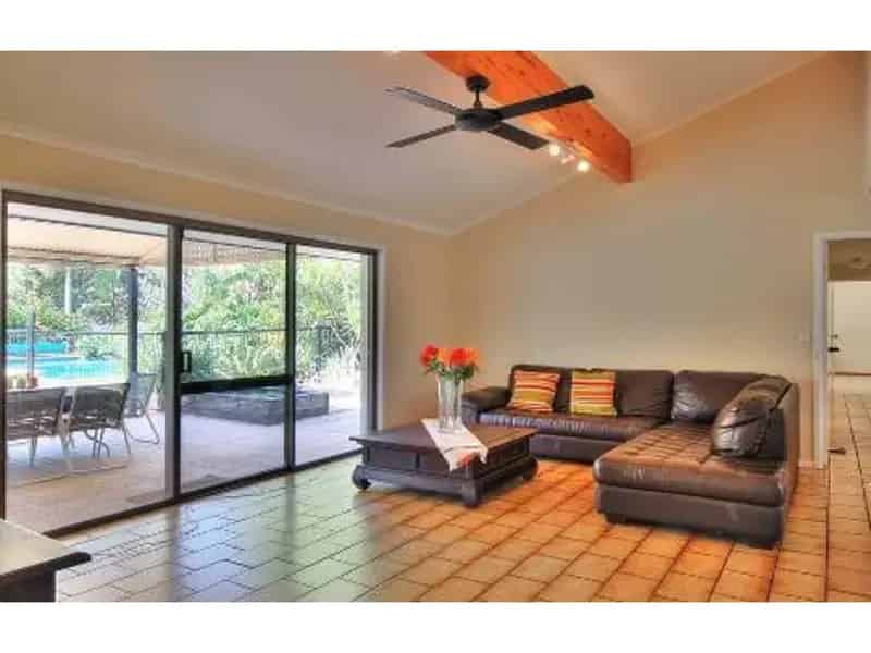 Real Estate For Lease - 30 Feather Close - Forestdale , QLD