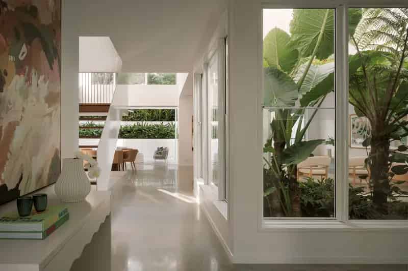 Architectural Oasis Offering Luxury Indoor-Outdoor Living