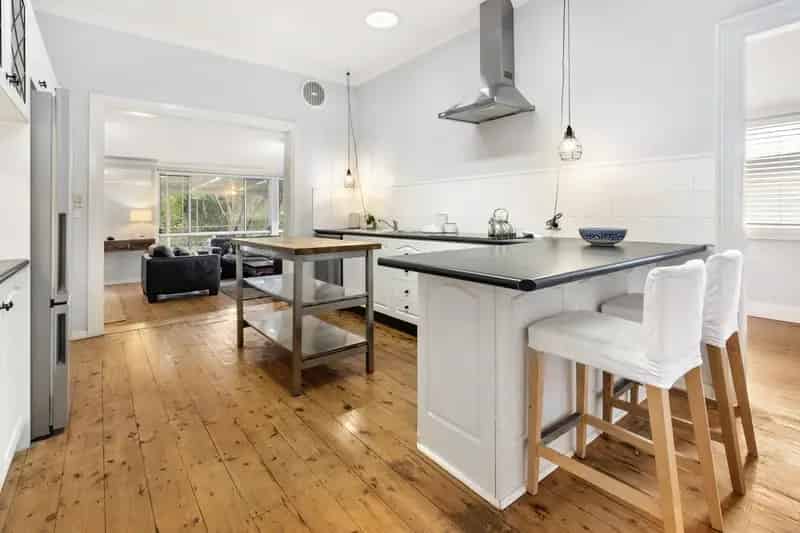 Real Estate For Lease - 15 Royston Parade - Asquith , NSW