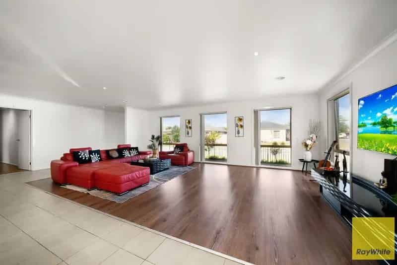 Immediately Available | Alamanda Zone | Solar savings