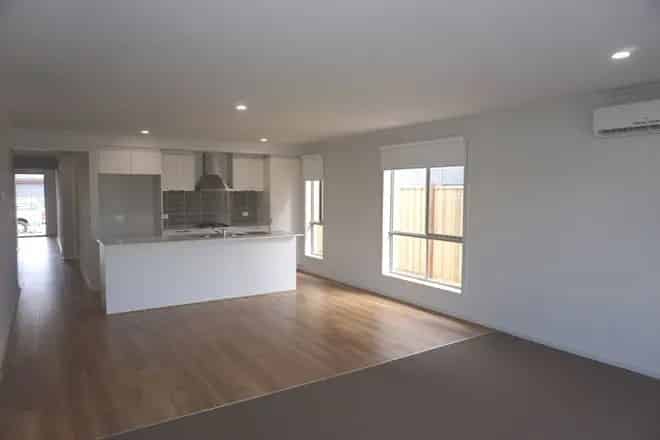 House For Rent , 15, Devoe Road, Melbourne, Victoria
