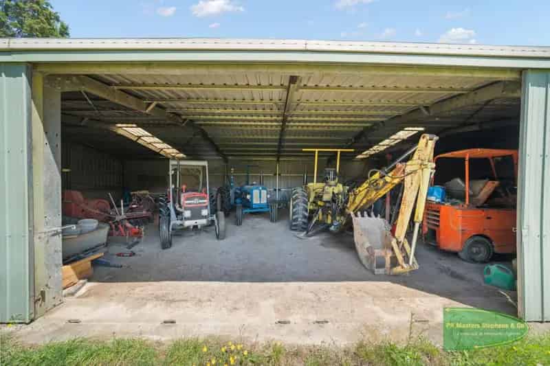 Buy rural property in Meadow Flat with grazing land and features