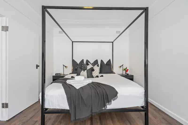 Real Estate For Lease - 18/7 Beach Road - Bondi Beach , NSW