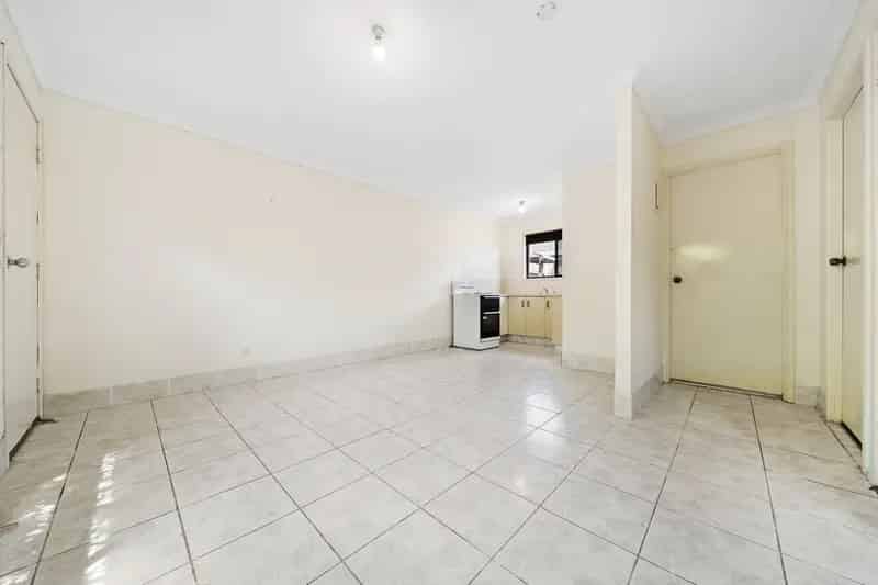 Comfort Meets Convenience - 2-Bedroom Unit in Beenleigh