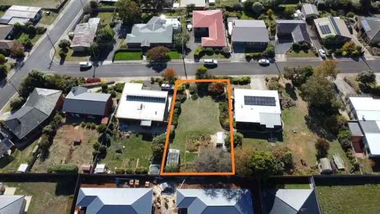 Buy land in West Burnie with stunning views and ideal features