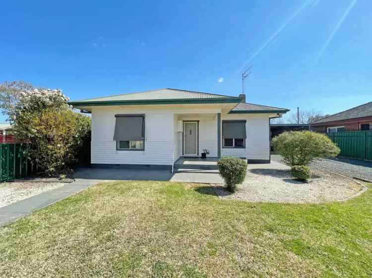 2 Bartley Street, Forbes NSW 2871 - House For Sale