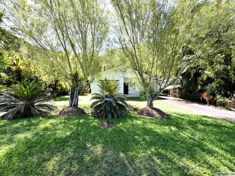 Buy house in North Queensland with three bedrooms and two bathrooms