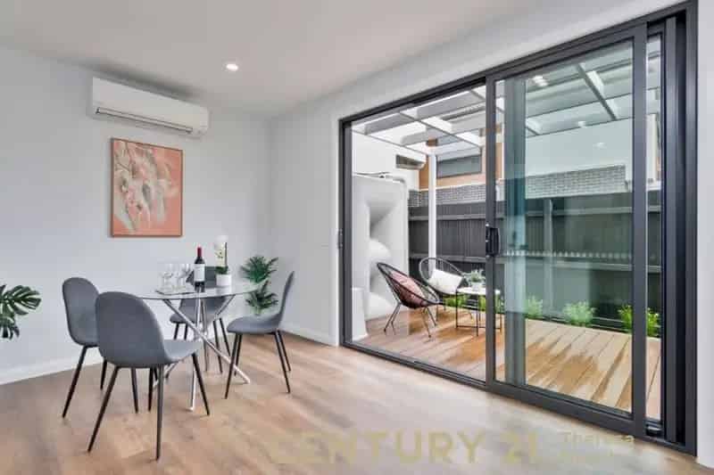 1 room apartment of 54 m² in Melbourne