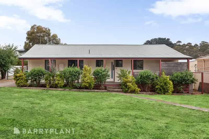 Buy Family Home in Kilmore with Spacious Block and Modern Features