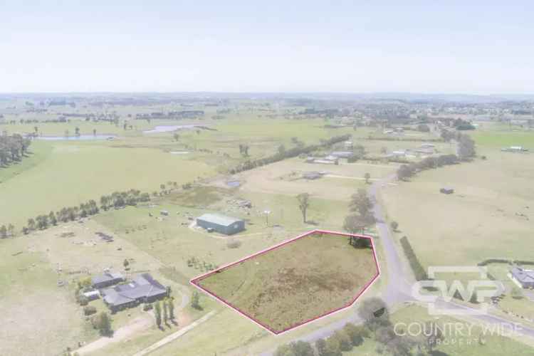 Build Your Dream Home on 8000m2 Block in Peaceful Guyra