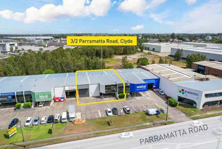 Warehouse Showroom for Lease in Clyde 740sqm Ample Parking