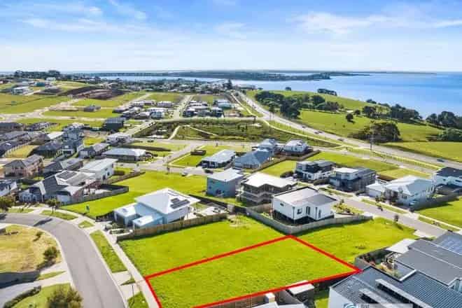 Land For Sale , 23, Kyema Crescent, San Remo, Victoria