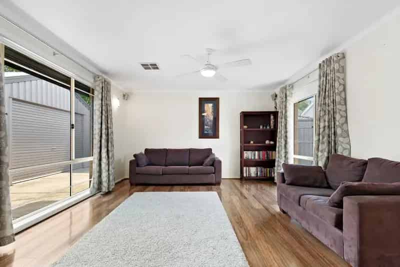 House For Rent , 40, Tarongo Drive, Melbourne, Victoria