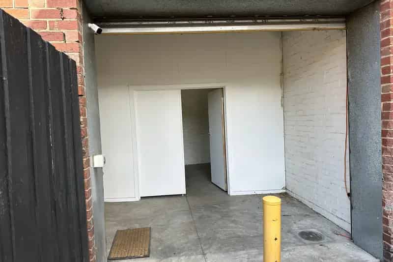Prime Small Rear Space for Lease – Ideal for Warehouse, Office, or Storage Use.