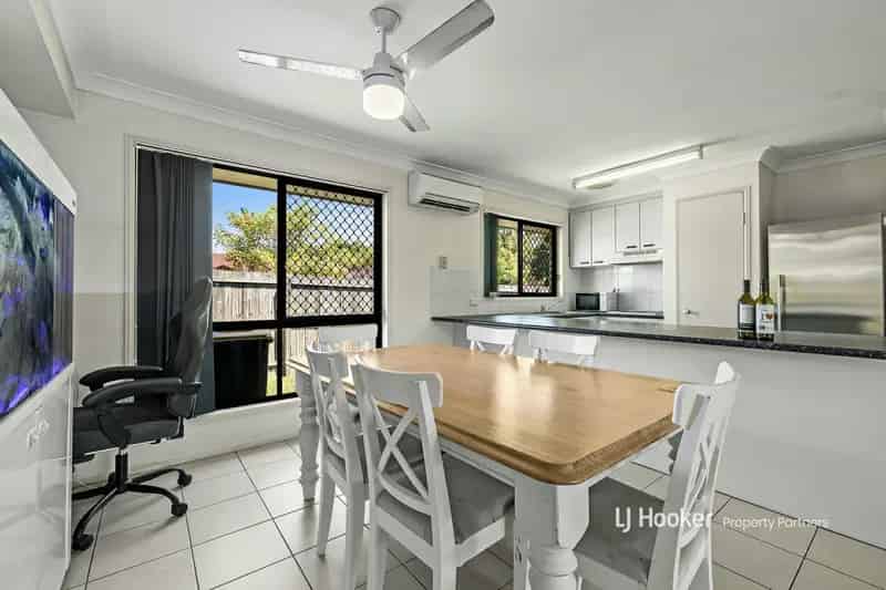 House For Sale , 72, Benbek Circuit, City of Brisbane, Queensland