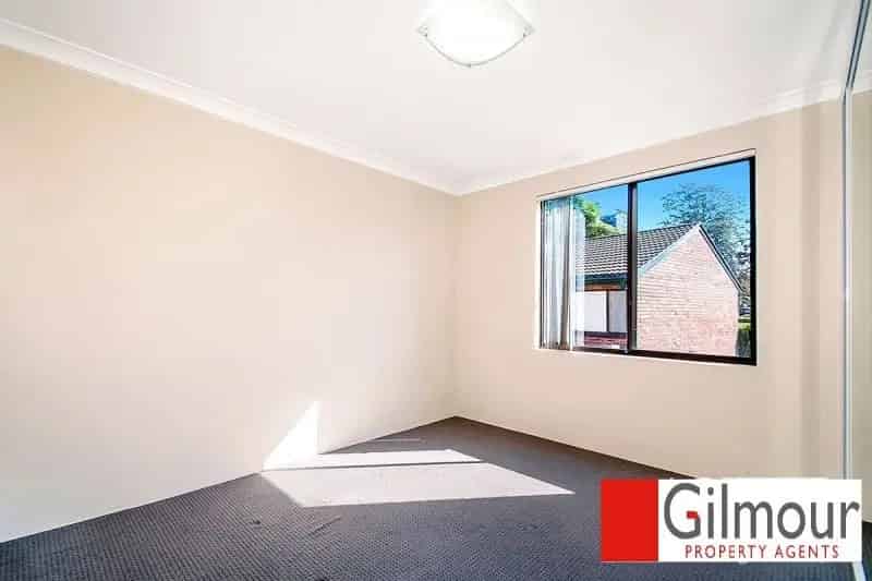 2 rooms house of 129 m² in Sydney