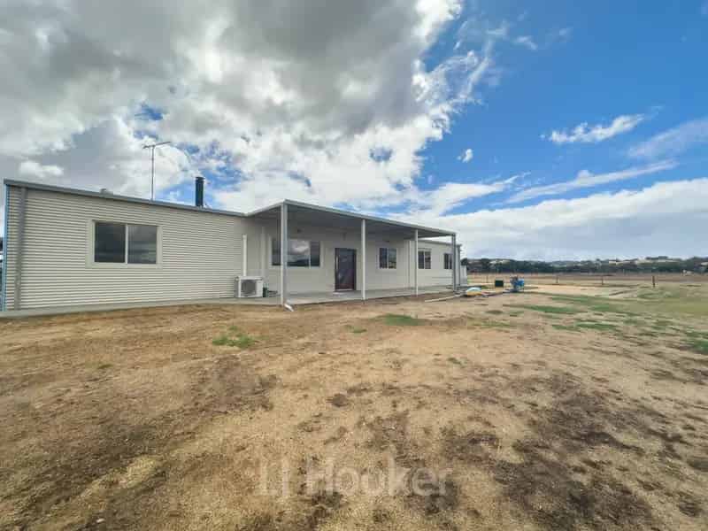 House For Rent , 65, Melville Road, Melbourne, Victoria