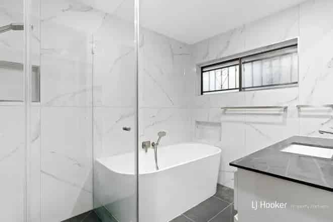 House For Sale , 45, Faringdon Street, City of Brisbane, Queensland