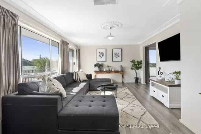 House For Sale , 1, Ghost Gums Boulevard, Maryborough, Victoria