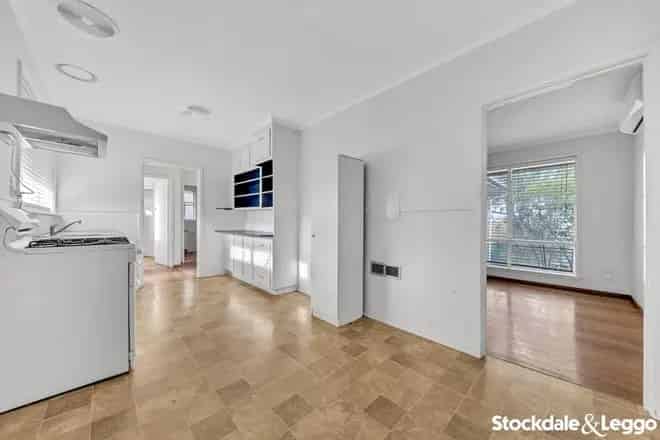 House For Rent , 15, Cropley Crescent, Melbourne, Victoria