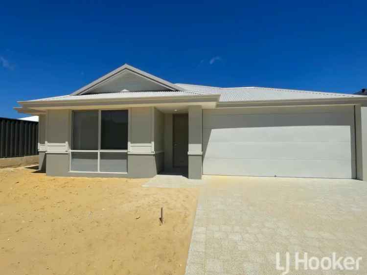 Rent Brand New 4 Bedroom House with Theatre in Dawesville