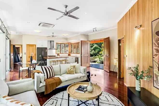 House For Sale , Redlynch, Queensland
