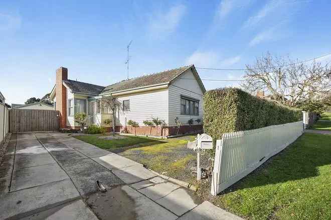 House For Rent in 1, Lovenear Grove, Ballarat, Victoria