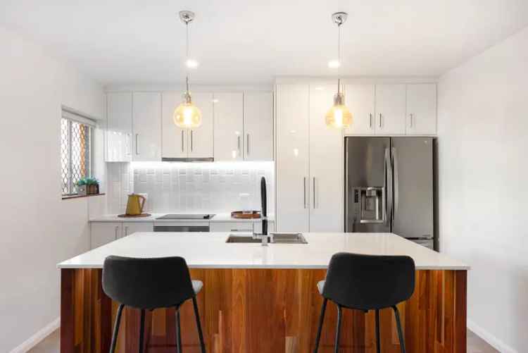 Buy Stylish Apartment in Paddington with Gourmet Kitchen and Garage