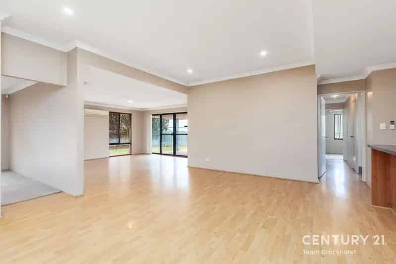 2 Eton Court, Parmelia WA 6167 - House For Sale