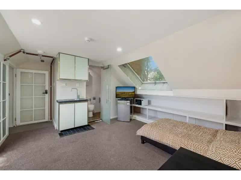 Furnished Modern Studios - Leasing Quick 4 Out Of 7 Rooms Available!