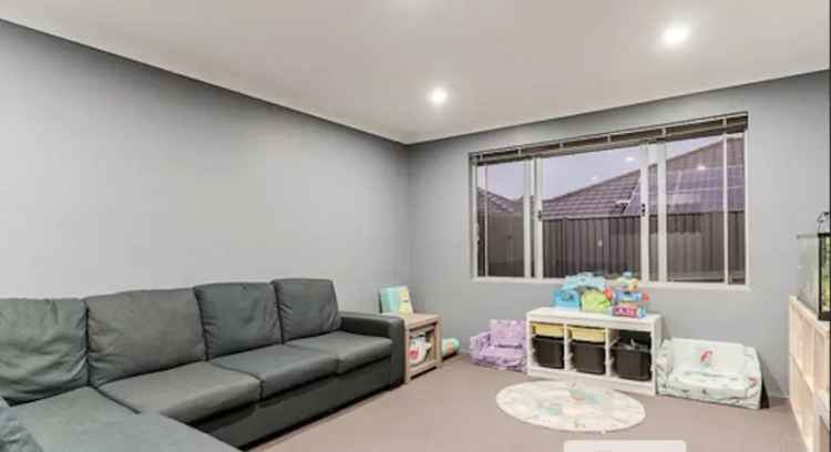 Buy Family Home in Baldivis with Modern Design and Great Features