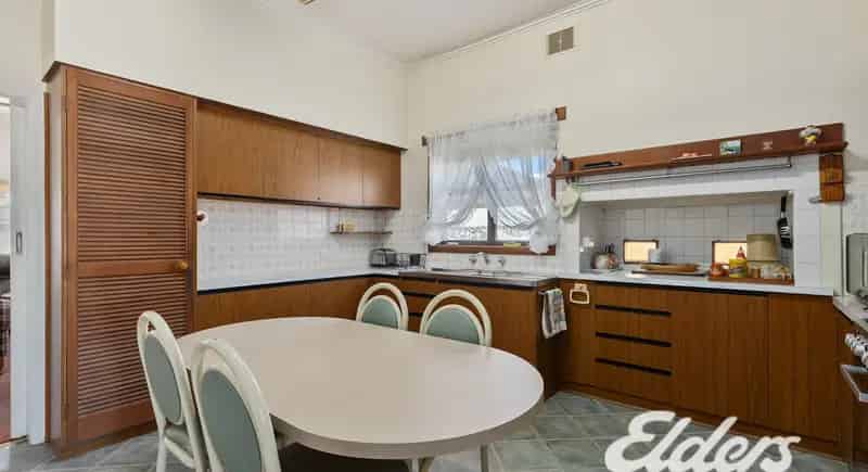 House For Sale , 77, Lynch Street, Yarrawonga, Victoria