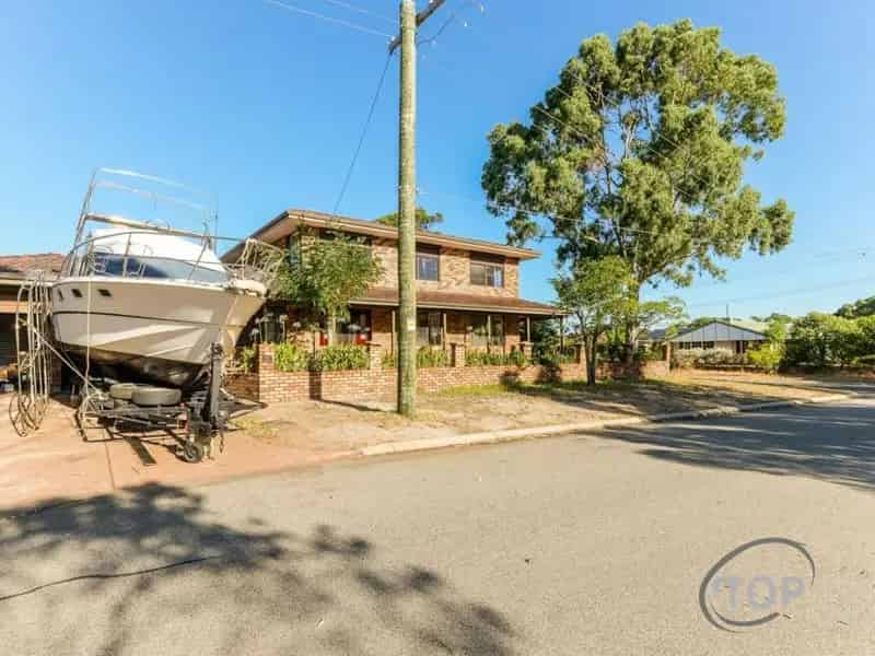 House For Sale , 10, The Escarpment, City of Canning, Western Australia