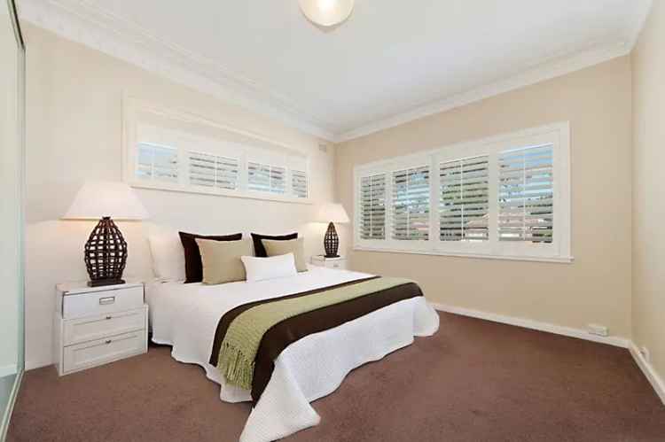 Greenwich NSW Apartment - 3 Bed 2 Bath - Renovated