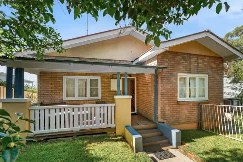 Buy Cottage in Wombarra with Ocean Views and Renovation Potential