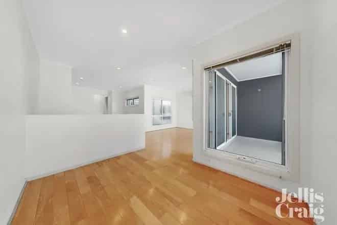 House For Rent , 5B, Maireana Street, Melbourne, Victoria