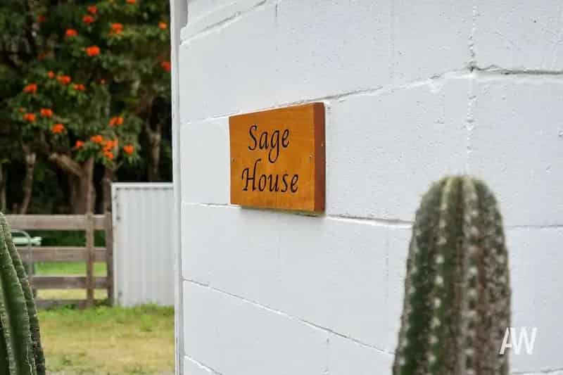 Buy rural property in Hunchy with two self-contained buildings and lush land