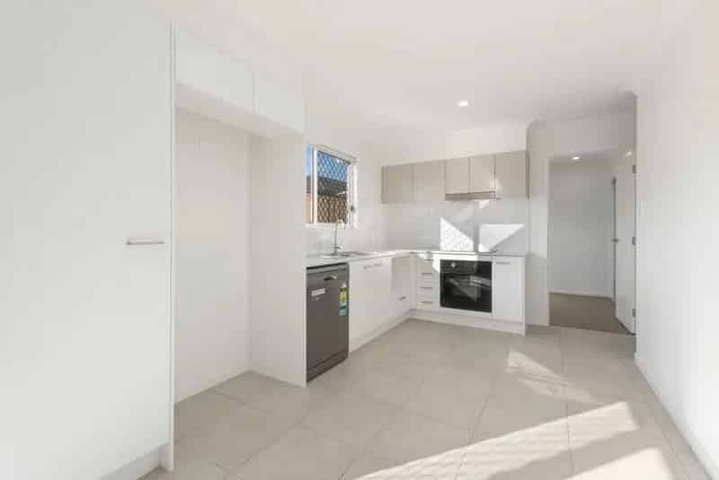 2 Years Old Low Maintenance Entertainer with Dual Occupancy Potential