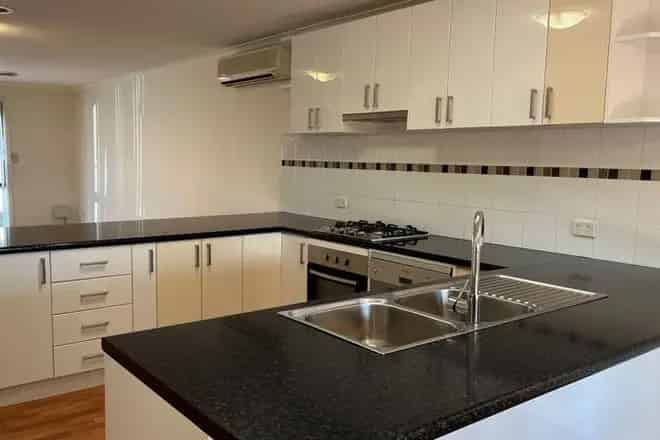 Apartment For Rent , 112A, Mickleham Road, Melbourne, Victoria