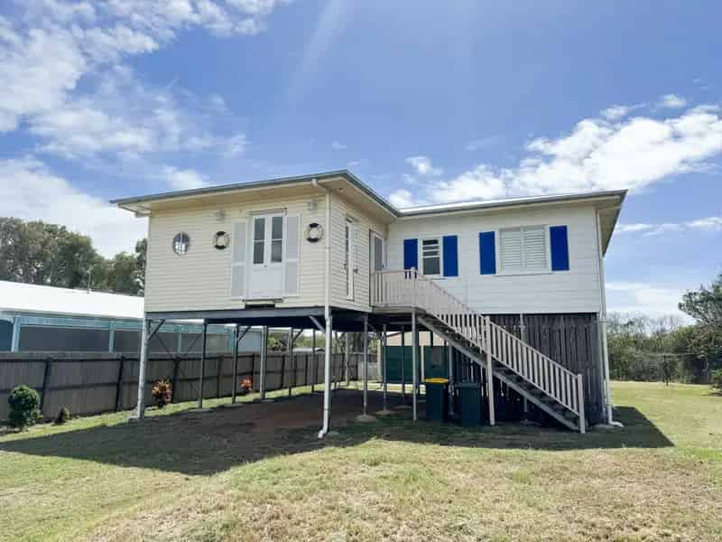 House For Sale , Moore Park Beach, Queensland